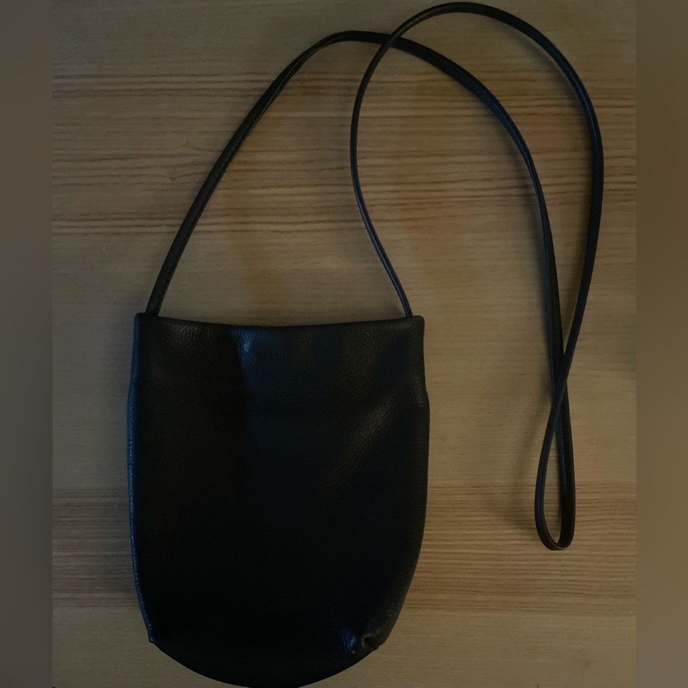 Black leather Baggu crossbody/ shoulder bag